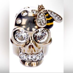 Alexander McQueen bee ring size 7